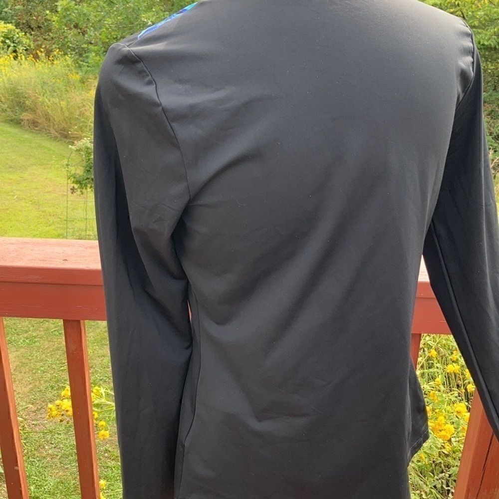 Land’s End Rash Guard blue multi top XS Tall - Picture 5 of 9